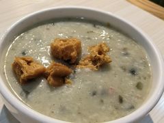 皮蛋瘦肉粥-台北楚楚园馅饼粥(虹桥南丰城店)