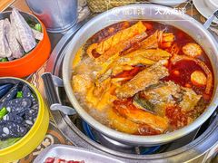 -顶上头·螺蛳火锅(五一新村店)