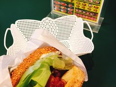 中式炸鸡汉堡-幸运小丑汉堡(Bay Area本店)