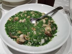 荠菜虾仁双菇-和记小菜(东方店)