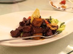 黑金雪花牛肉粒-上海和平饭店龙凤厅 Dragon Phoenix