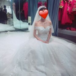 点击看大图 -艾米丽婚纱礼服