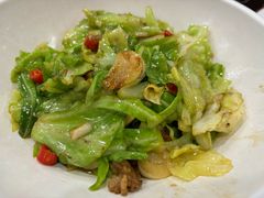 -湖南人家湘菜馆(镇江路店)