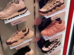 -fila(日月光中心广场店)