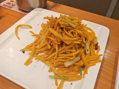 -莲餐厅·湖北菜·潜江小龙虾店(愚园路店)