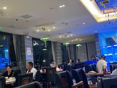 -忘情水鱼头·鲜鱼火锅(滨江中路店)
