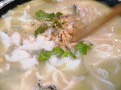 -九锅一堂酸菜鱼(新南凯德直营店)