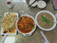 -穆豪麦蒸碗羊羔肉