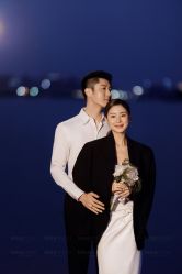 -至臻微拉婚纱摄影