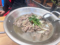 -大众跷脚牛肉馆·非遗传承单位(峨眉山店)