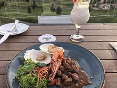 -Horizons Sky Bar & Cigar Lounge(太平洋丝绸酒店店)