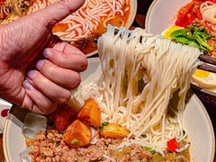 -粉八·云南米线·建水烧烤(常熟路店)