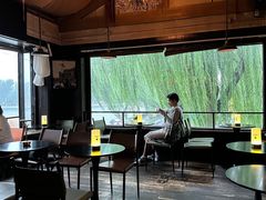 -东岸Cafe 爵士俱乐部