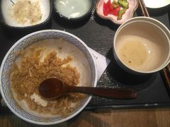 -牛気·越光米牛肉饭(水游城店)