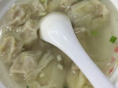 -珊珊小笼馆(仙霞路店)