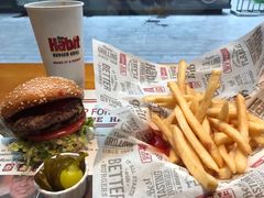 -The Habit Burger Grill 哈比特汉堡(复兴soho店)