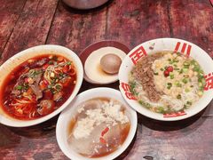 -周小波重庆小面·重庆名小吃(邹容路店)