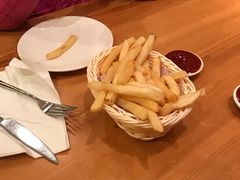 -LENBACH兰巴赫西餐啤酒坊(大连星海广场店)