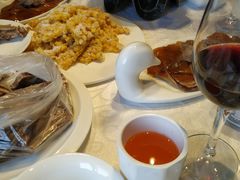 -湖庭壹品鸭王·传统北京烤鸭·别墅私房菜·庭院宵夜(江宁店)