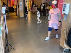 -麦当劳(中二横路店)