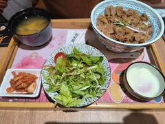 -桃花丼烧肉饭(凯丹商场店)