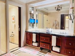 -广州富力丽思卡尔顿酒店