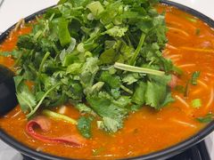 招牌炸酱小锅米线-肥汁米蘭香港米线(长宁来福士店)