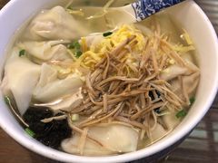 -笑来喜馄饨小笼工坊店(湖滨街店)