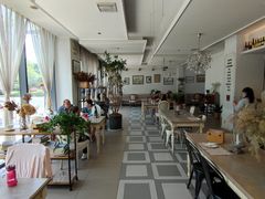-MOMENT湖景餐厅(解放路店)