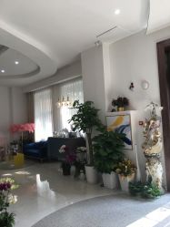 -新蝶变皮肤管理中心