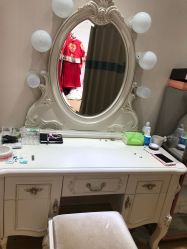 -觅白婚纱礼服馆