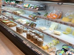 -盒马鲜生(莱蒙都会店)