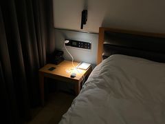 -SFEEL设计师酒店(成都春熙路天府广场店)