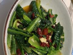 -一品味庄·地标武昌鱼·藕汤湖北菜(黄鹤楼店)