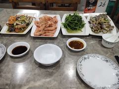 -四川小胡子海鲜(丁村万人海鲜广场店)