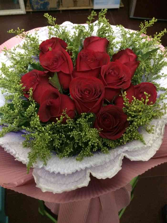 打分 订花过程简单顺利,花很新鲜很漂亮,老婆很喜欢.谢谢花店老板!