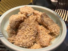 -铜锣湾·有麝自然香(渝北财富中心店)