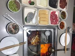 -海底捞火锅(关山保利店)