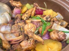 -胡须佬鸡煲四季火锅店(石厦西村直营店)