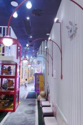 -奈尔宝家庭中心·亲子餐厅(华采天地店)