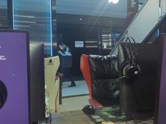 -绿树电竞(五路店)