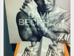 -H&M(鹏欣水游城店)