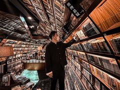 -钟书阁(珍园店)