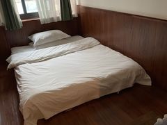 -拖板鞋咖啡旅行酒店(春熙路地铁站店)