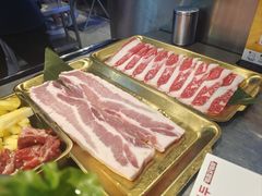 -哈哈碳都·牛肋条无限自助烤肉(台江万达店)