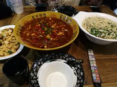 -朋友圈概念餐厅(象山万达广场店)