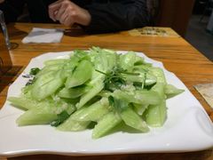 裸体黄瓜-喝丢一只鞋海鲜烧烤·海肠捞饭(文体街店)