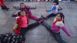 android_upload_pic-单色舞蹈