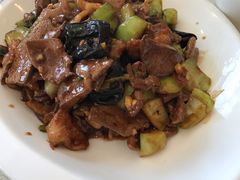 -鑫巴蜀小镇 · 水煮鱼专研店(玉桥店)