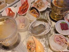 -雍和会海鲜姿造自助(湖东路店)